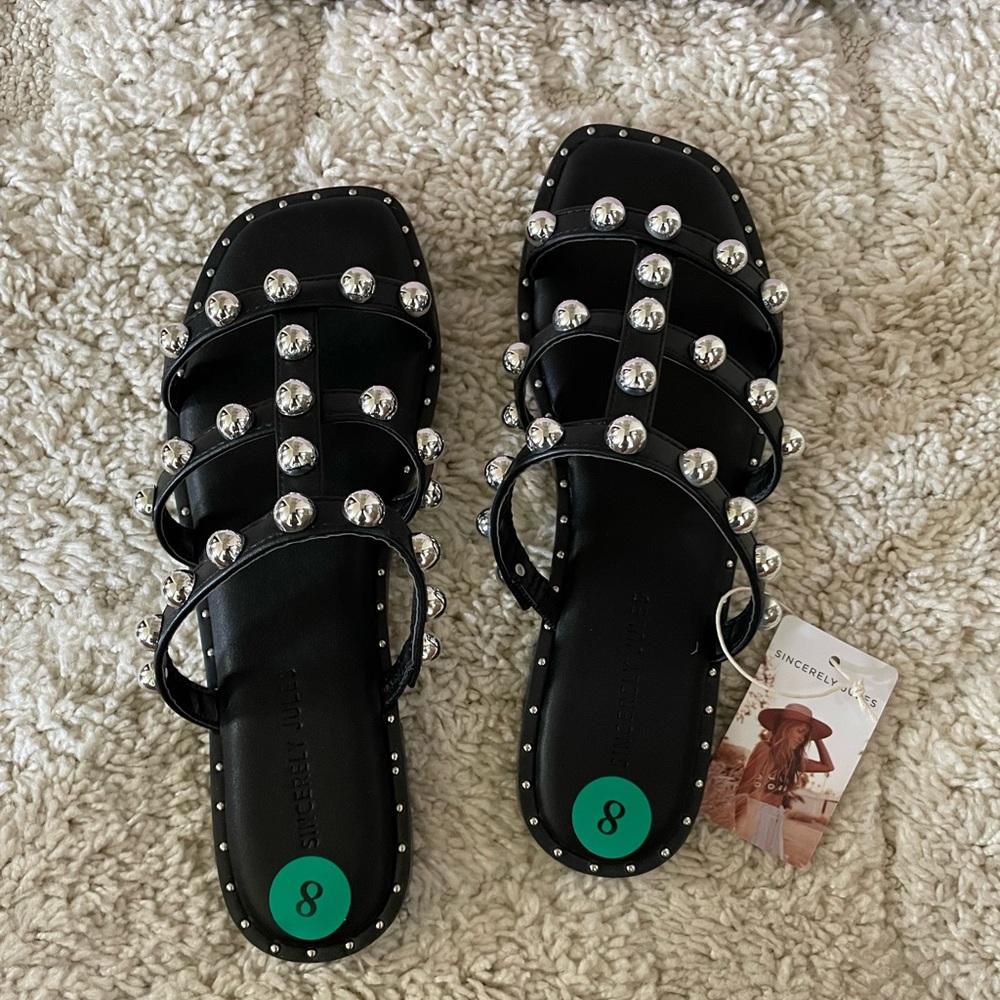 NWT Sincerely Jules black sandals size 8
